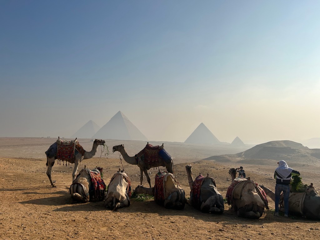 Unforgettable Egypt Adventure: Pyramids, Temples, and Local&nbsp;Encounters