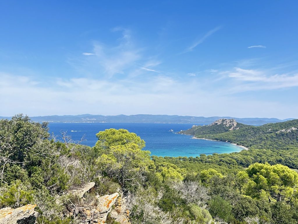 A Journey Along the French Riviera: Famous Cities and National Park&nbsp;Visits